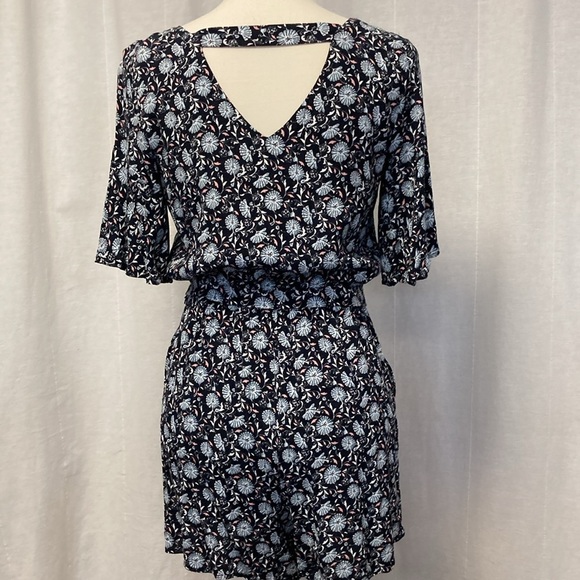 Loft ROMPER Daisy Bar Back Flutter - Picture 6 of 12